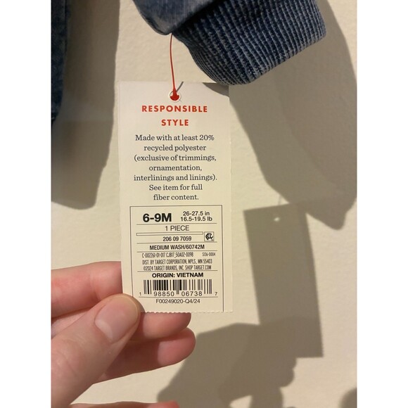 NWT Cat & Jack Blue Denim Bomber Jacket - 6-9M - Picture 3 of 3